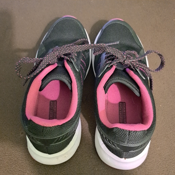 Athletic Works Running Shoes - Picture 7 of 10